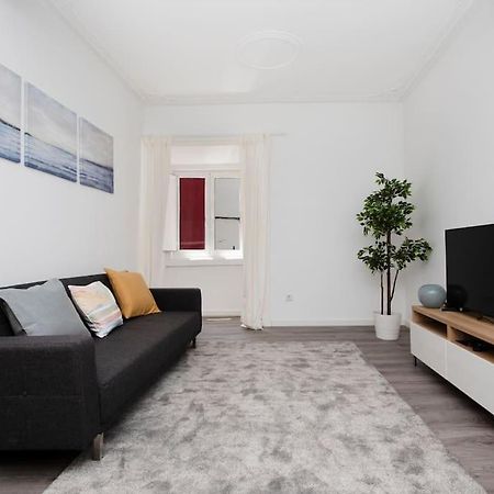 Santa Marta Cozy Apt W/ Ac Лісабон Екстер'єр фото