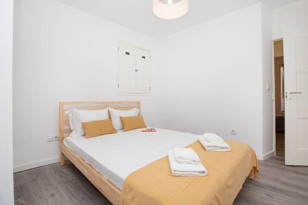 Santa Marta Cozy Apt W/ Ac Лісабон Екстер'єр фото